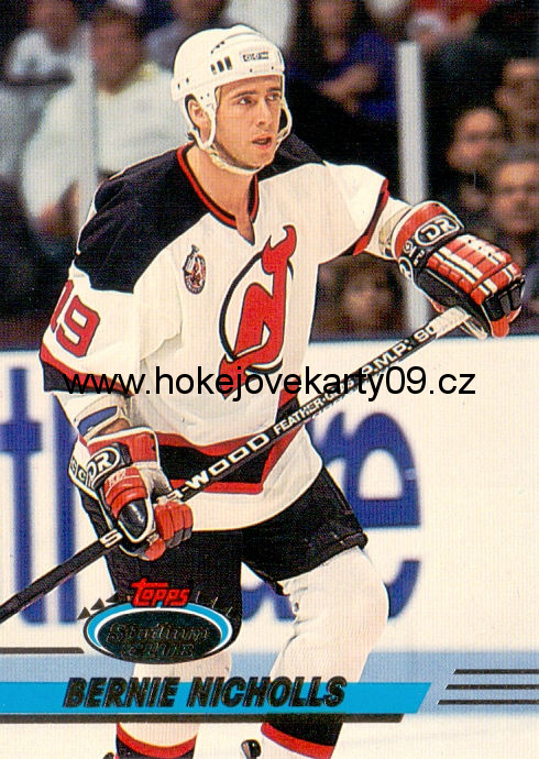 93-94 Stadium Club - Bernie NICHOLLS č. 111