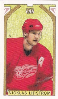 03-04 Topps C55 Mini - Nicklas LIDSTROM č. 5 O'Canada