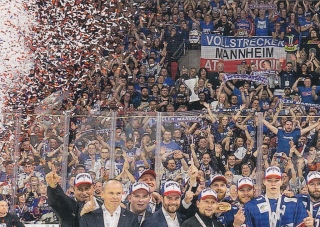 19-20 DEL - Adler Mannheim č. DEL-395 Puzzle