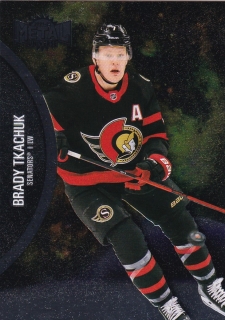 21-22 Metal Universe - Brady TKACHUK č. 31
