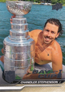 23-24 UD Extended - Chandler STEPHENSON č. DC14 DAY WITH THE CUP