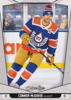 24-25 OPC - Connor McDAVID č. 24 Helmet Off Photo Variants